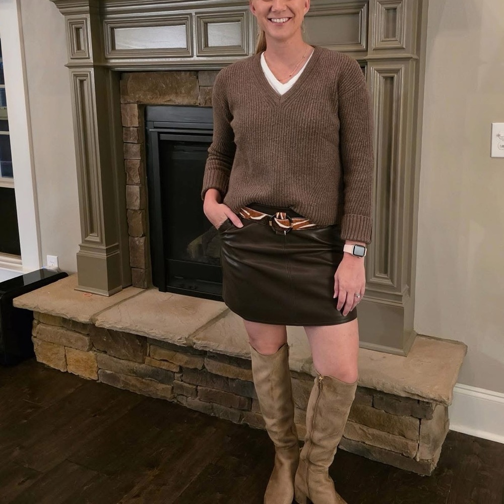 Cabi Gigi skirt (comfy short under it) - Picture 14 of 16